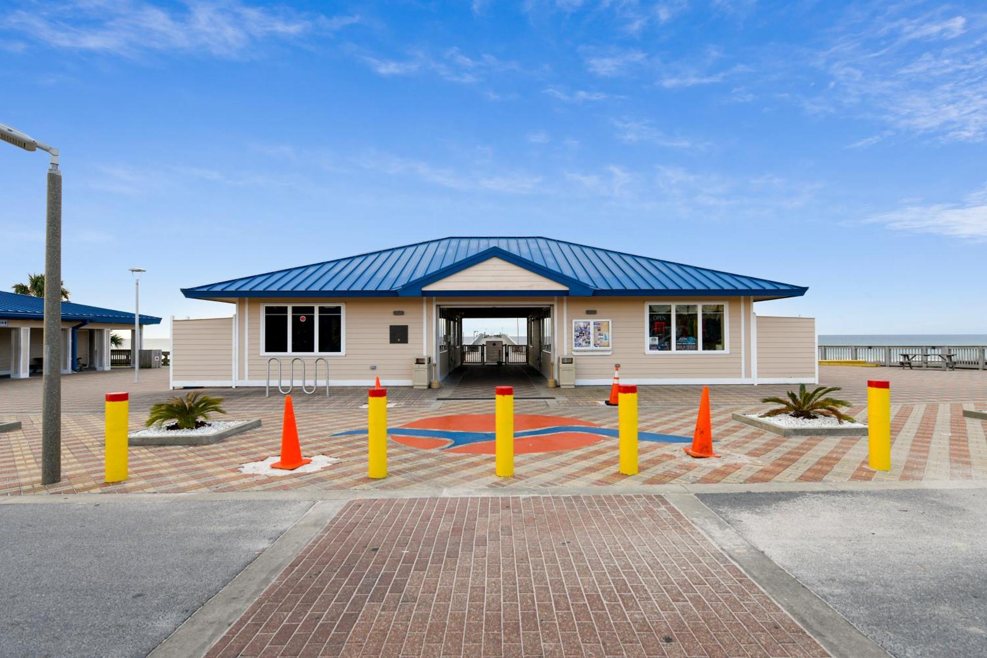 Commodore Resort #707 By Book That Condo Panama City Beach Extérieur photo